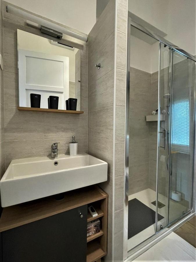 Sea Flower Apartment Риека Экстерьер фото
