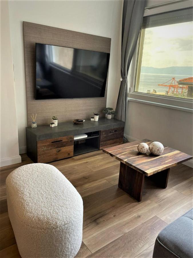 Sea Flower Apartment Риека Экстерьер фото